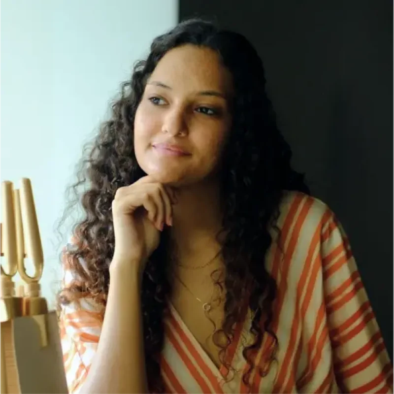 Julia-Amaral